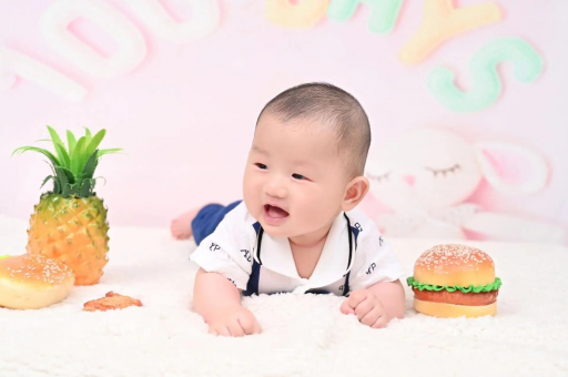 福安宝宝老是溢奶